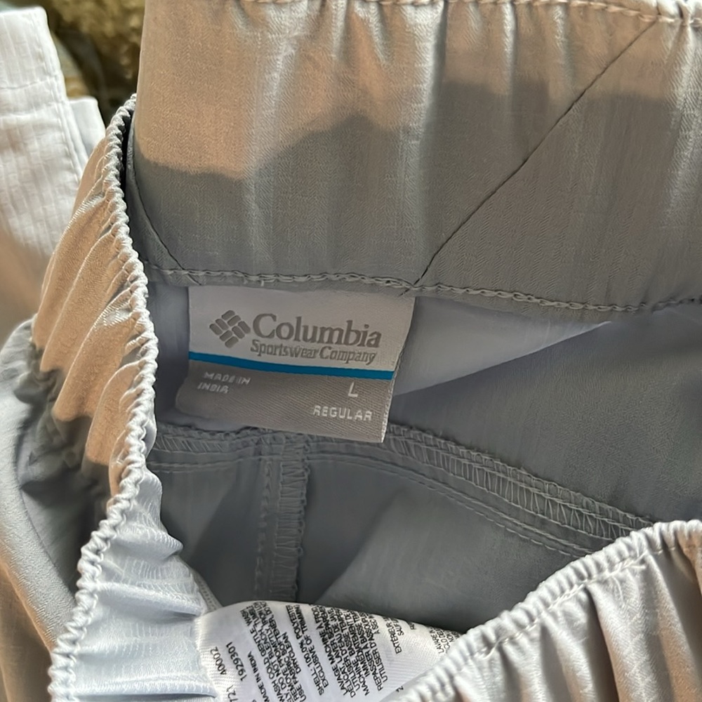 Columbia PFG Crop Pants - Picture 2 of 8